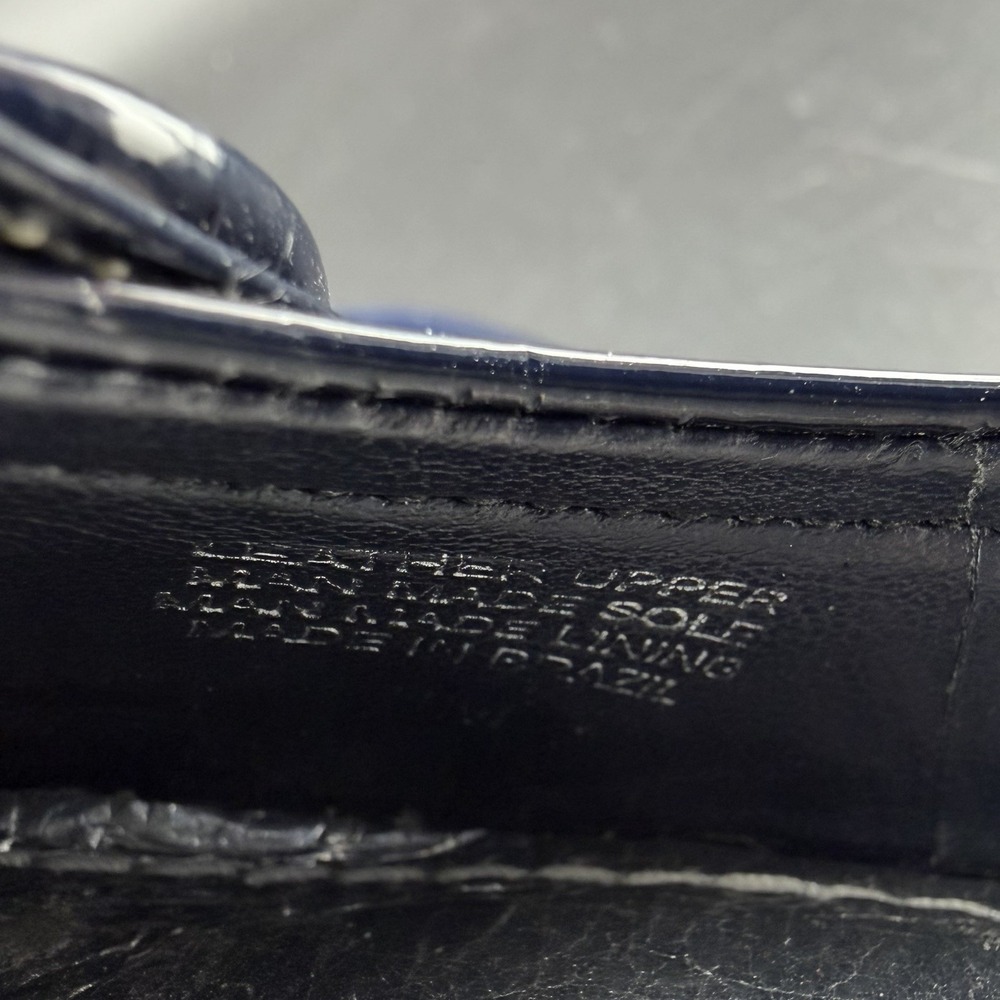 Gianni Bini Women's Navy Blue 8M Patent Leather Wedge Heels Button Detail New - Picture 7 of 7